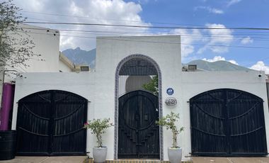 Casa en Venta Col. Satélite al Sur de Monterrey.