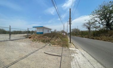 terreno e venta a orilla de  la carretera