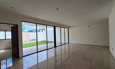 Casa en venta Mérida Yucatán, Privada Parque Natura