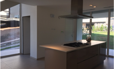 Clayton Heigths. Clayton - JAC