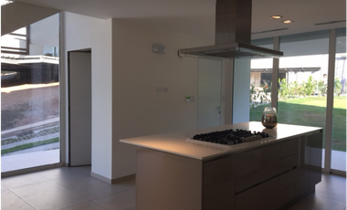 Clayton Heigths. Clayton - JAC