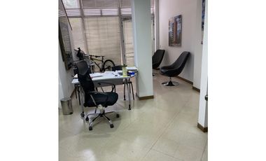 OFICINA-LOCAL EN VENTA EN EL CORAZÓN DE LAURELES