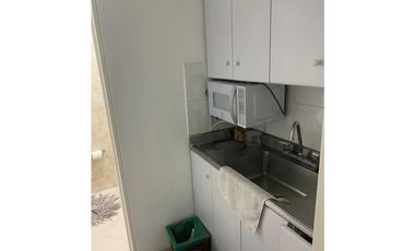 OFICINA-LOCAL EN VENTA EN EL CORAZÓN DE LAURELES