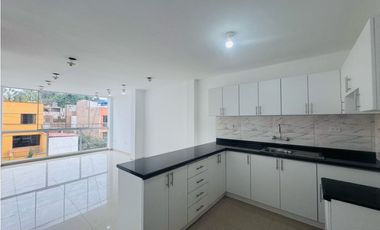 VENTA  DE DEPARTAMENTO EN CERCADO DE LIMA