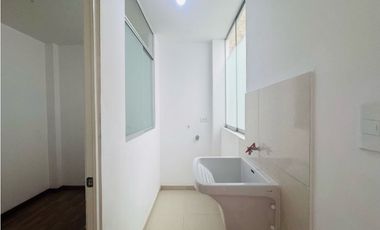 VENTA  DE DEPARTAMENTO EN CERCADO DE LIMA