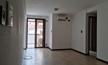 Alquilo departamento en Nueva Córdoba