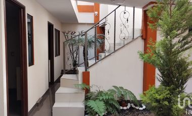 Renta de espacios para consultorio u oficina en Toluca, México.