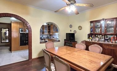 Casa en venta en Quilmes Oeste