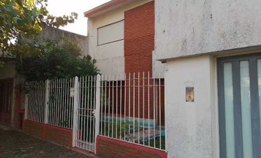 Casa en alquiler en Quilmes Oeste