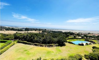 SE VENDE HERMOSO DUPLEX AMOBLADO CON VISTA AL MAR EN MANTAGUA