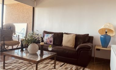 SE VENDE HERMOSO DUPLEX AMOBLADO CON VISTA AL MAR EN MANTAGUA