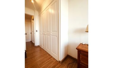 SE VENDE HERMOSO DUPLEX AMOBLADO CON VISTA AL MAR EN MANTAGUA