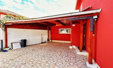 Casa en Venta en A pasos de la carretera 5 Sur!!!!