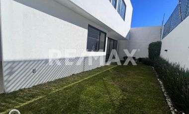 CASA EN VENTA EN METEPEC, SAN GASPAR TLAHUELILPAN - (3)