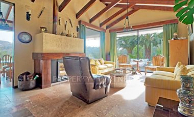 Casa con insuperables entorno natural y vistas en El Arrayán