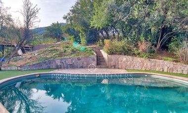 Casa con insuperables entorno natural y vistas en El Arrayán