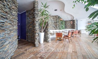 INVERSIONISTAS Espectacular local comercial frente a la playa