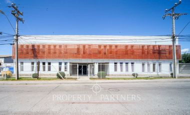 Propiedad en Barrio Industrial en Coquimbo, con oficinas y bodegas