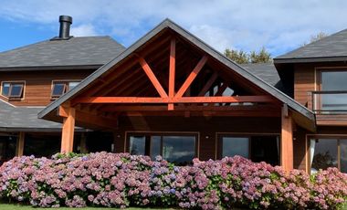 Casa preciosa arquitectura ,Loteo Palihue.