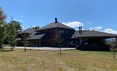 Casa preciosa arquitectura ,Loteo Palihue.