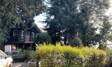 Espectacular Terreno con Casa a Orillas de Lago