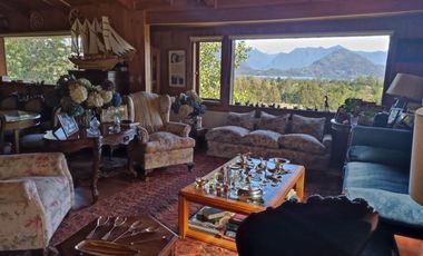 Casa vista panorámica al lago Ranco y su entorno