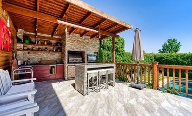 Impecable casa  en Santa Maria de Manquehue