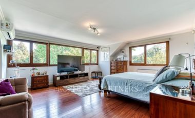 Impecable casa  en Santa Maria de Manquehue