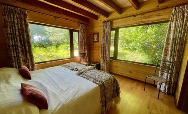 AMPLIA CASA EN EXCLUSIVO CONDOMINIO