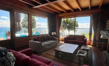 AMPLIA CASA EN EXCLUSIVO CONDOMINIO