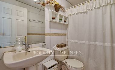 2000 m2 privilegiados con hermosa casa en Peñalolén para la venta