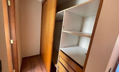 Casa comercial en Calle Gabriela Mistral