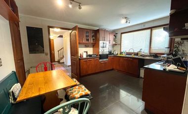 Preciosa casa en condominio sector Portal de la Frontera