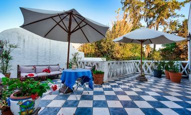 Oportunidad, Inigualable entorno, venta de casa en La Reina