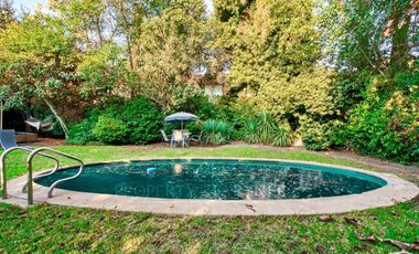 Oportunidad, Inigualable entorno, venta de casa en La Reina
