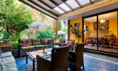 Oportunidad, Inigualable entorno, venta de casa en La Reina