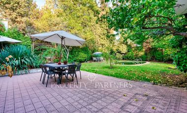 Oportunidad, Inigualable entorno, venta de casa en La Reina