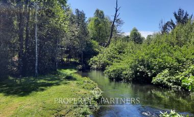 Maravillosas cabañas a orilla de río, cercanas a Melipeuco.