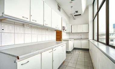 Gran Oficina en Santa Maria, Providencia (UF 0,29 X m2)