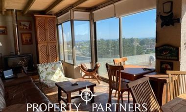 Departamento último piso con panorámica vista a cancha de golf condominio Las Brisas