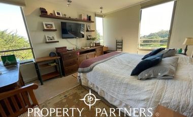 Departamento último piso con panorámica vista a cancha de golf condominio Las Brisas