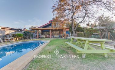 Casa con increíble terreno de 1000 m2 a pasos del metro