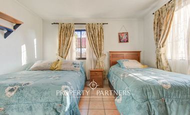 Casa con increíble terreno de 1000 m2 a pasos del metro