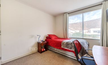 Casa mediterranea en Condominio Sta Elena