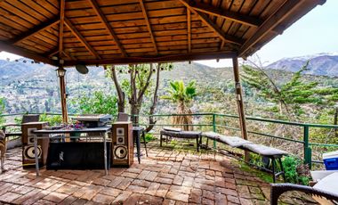 Oportunidad 2 casas en un terreno, vista insuperable en El Arrayán.