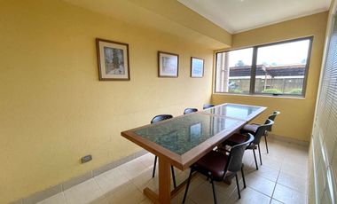 Impecable departamento en edificio Versalles
