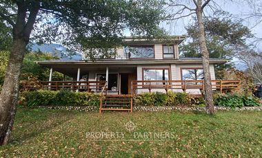 Casa frente al lago Panguipulli