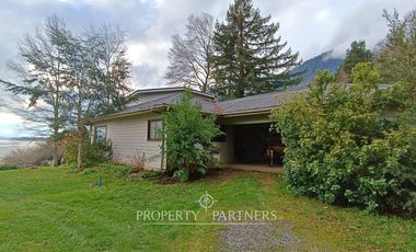 Casa frente al lago Panguipulli