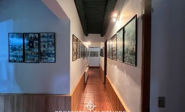 Casa sólida en sector tradicional de Santo Domingo