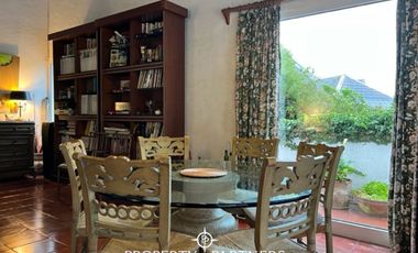 Casa sólida en sector tradicional de Santo Domingo